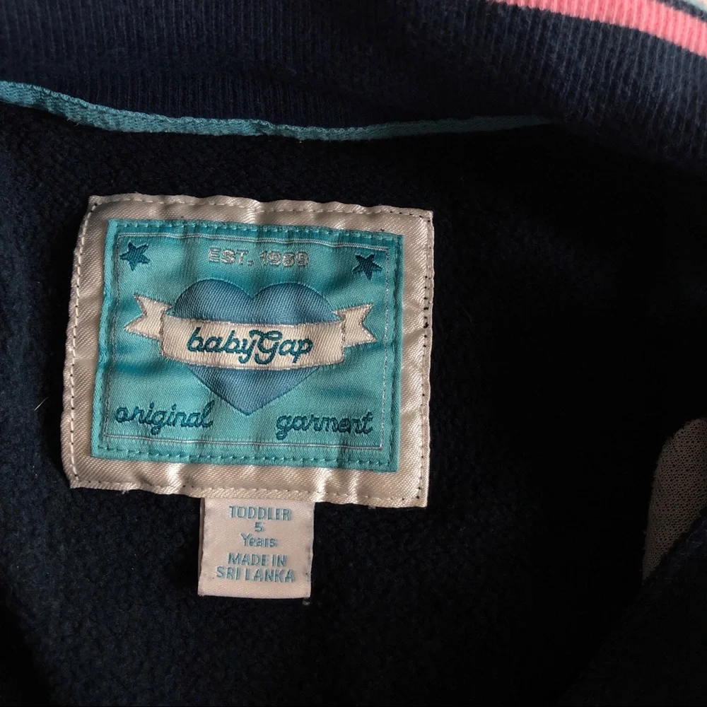 Gap sweatshirt